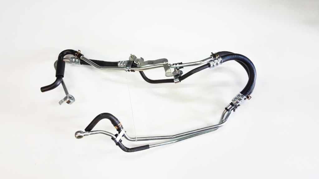 צינור הגה כוח מאזדה 5 